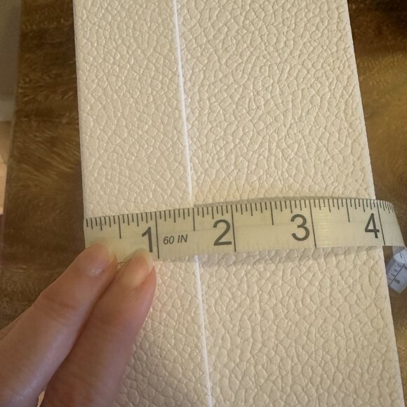 Dior Gift Box - Picture 7 of 7